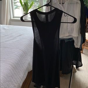 Lululemon black tank